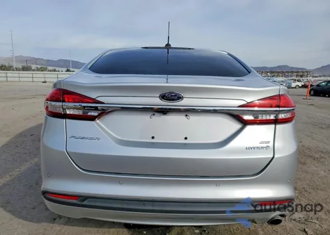 2017 Ford Fusion Se Hybrid z USA, uszkodzony, nr VIN 3FA6P0LU8HR163677
